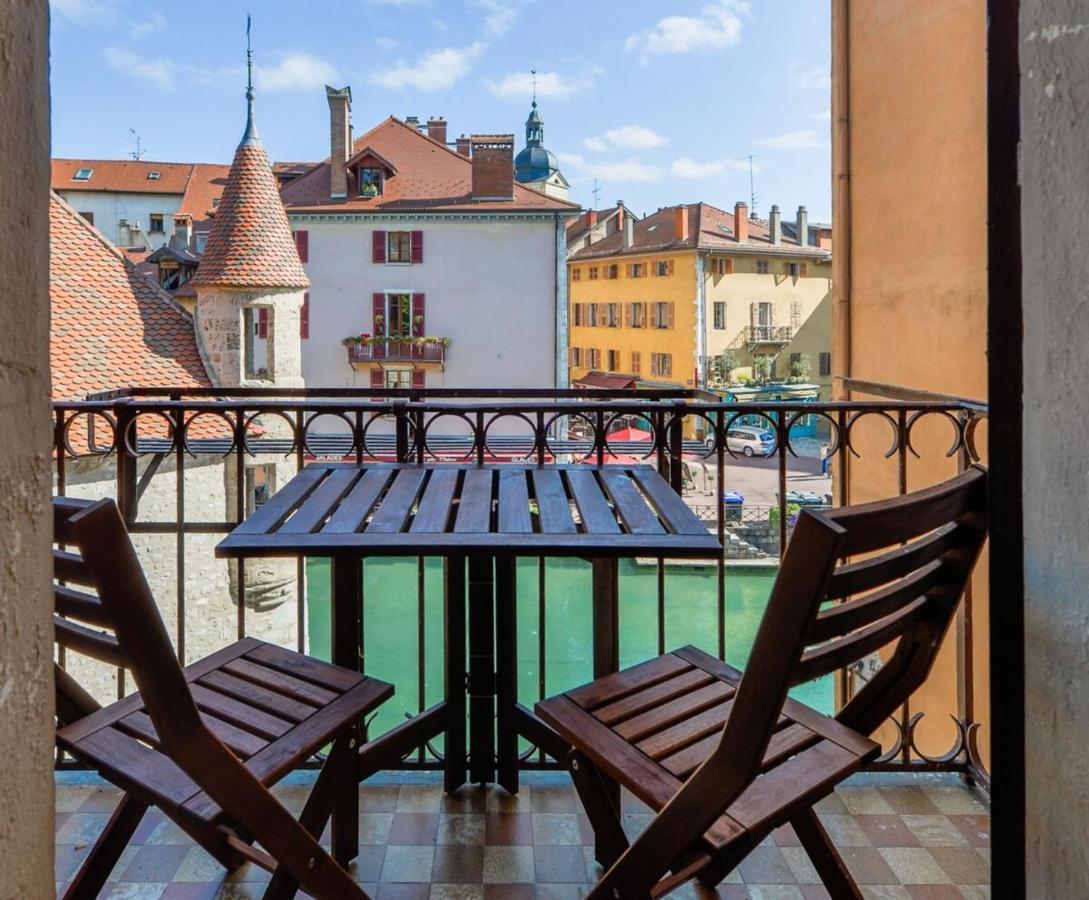 3-Star Rated Apartment In The Heart Of The Old Town With A View Άννεσι Εξωτερικό φωτογραφία