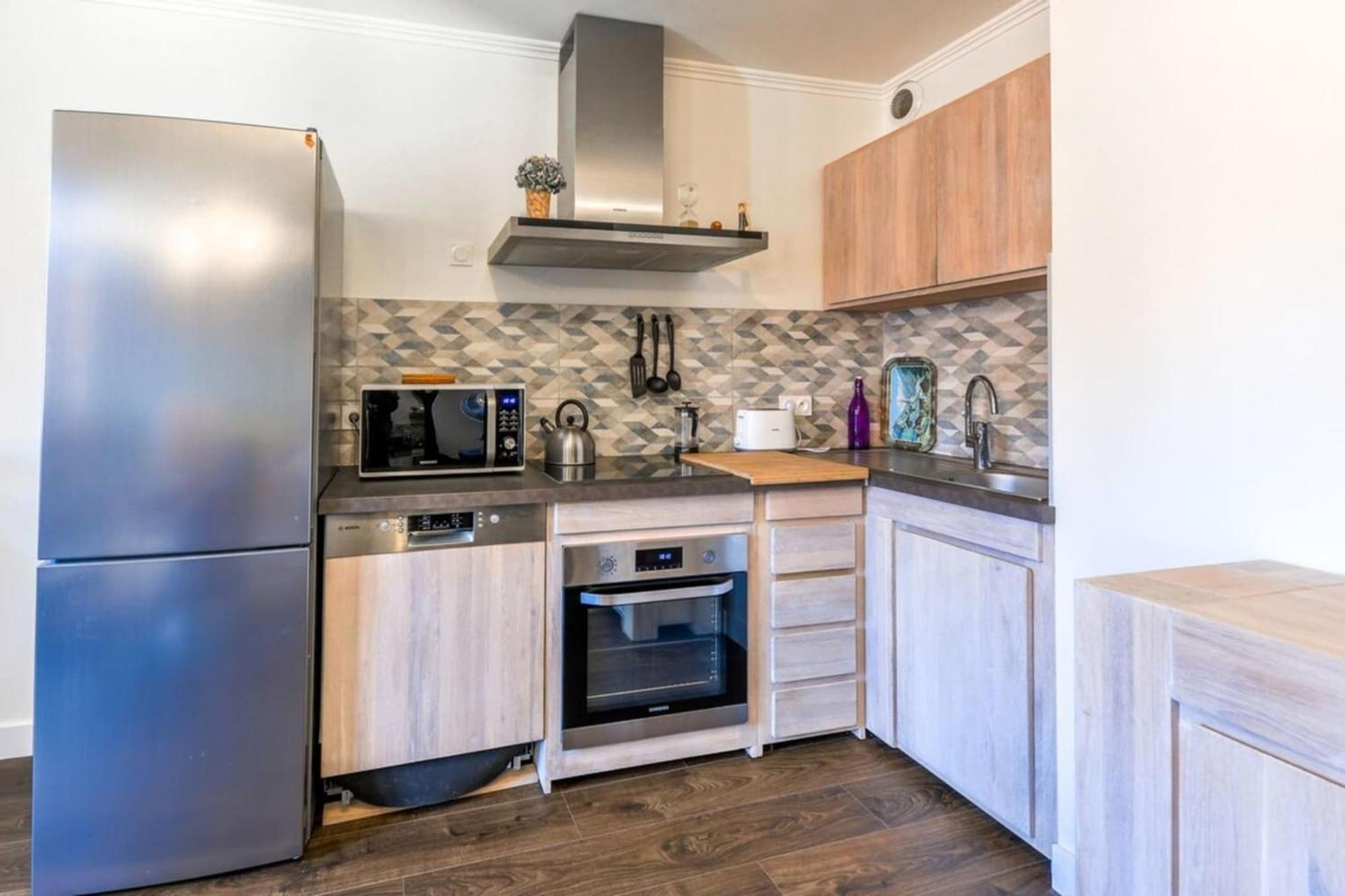 3-Star Rated Apartment In The Heart Of The Old Town With A View Άννεσι Εξωτερικό φωτογραφία